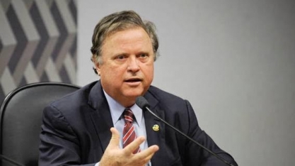 Blairo se opõe a projeto que flexibiliza venda de terras a estrangeiros