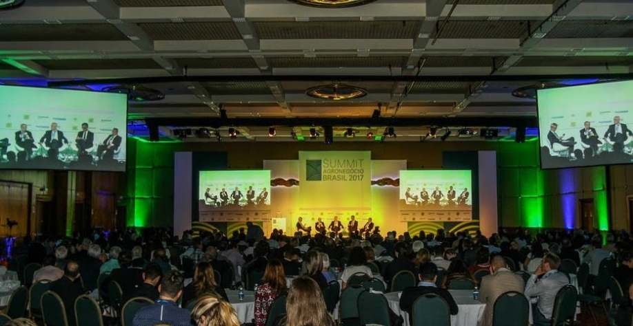 Summit Agronegócio Brasil 2017 reuniu em São Paulo autoridades, especialistas e empresários