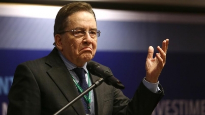 Presidente do BNDES vê retomada 'dispersa e desigual' da economia em 2018 