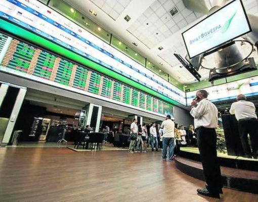 Assim como tem acontecido nos últimos dias, os investidores estrangeiros foram os principais vendedores de ações no pregão.   