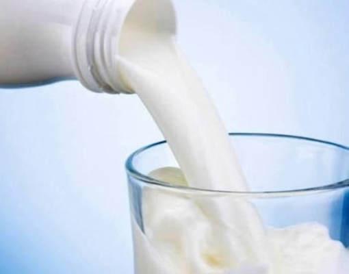 Preço do leite cai menos em novembro