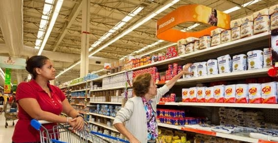A Piraquê, adquirida pela M. Dias Branco, fabrica massas, biscoitos, salgadinhos e refrescos.
