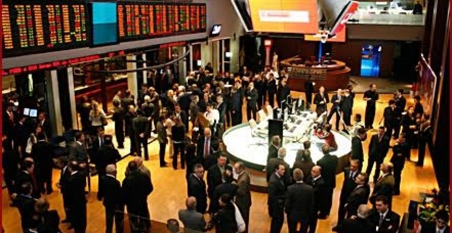 Ibovespa sobe e fecha acima dos 81 mil pontos pela 1ª vez 