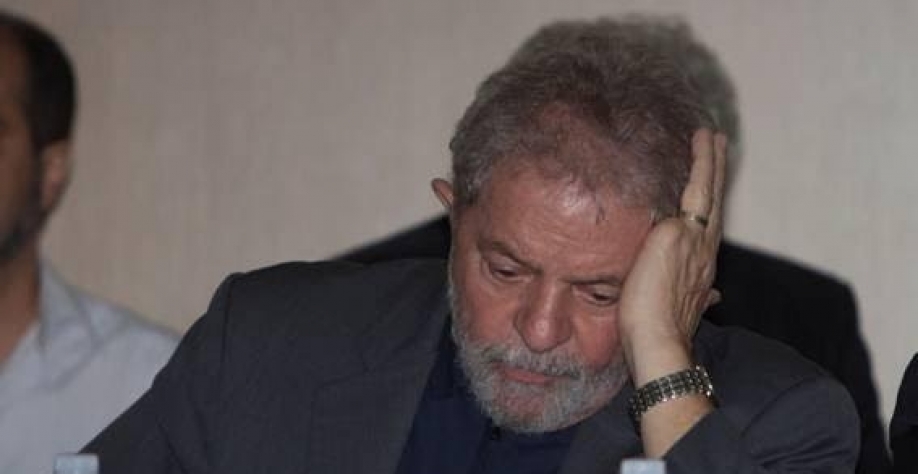 STJ nega pedido para evitar prisão de Lula