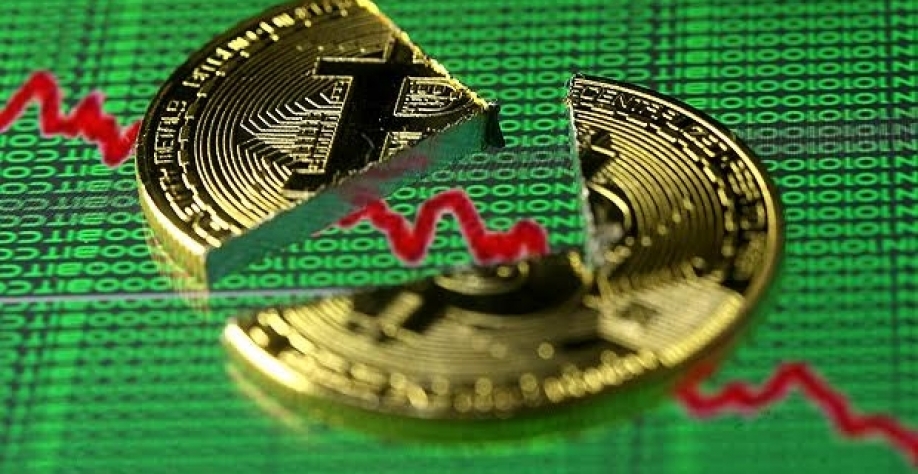 Bitcoin é bolha envolta em misticismo tecnológico e terminará em desastre