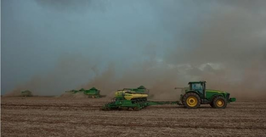 Chuvas abundantes em fevereiro ameaçam colheita de soja