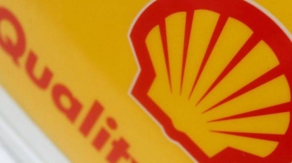 Shell aposta em postos e lojas de conveniência em meio à revolução do carro elétrico  