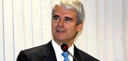 Etanol dos Gradin evapora suspeições