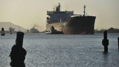 Países assinam acordo climático para reduzir emissões marítimas