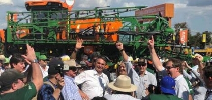 Pré-candidatos à Presidência e ao governo de SP fazem romaria à Agrishow