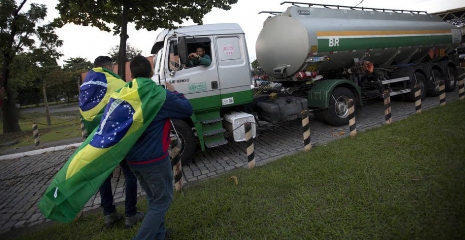 Comunicado será enviado ainda neste sábado à Petrobrás