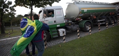 Petroleiros decidem entrar em greve na próxima quarta-feira