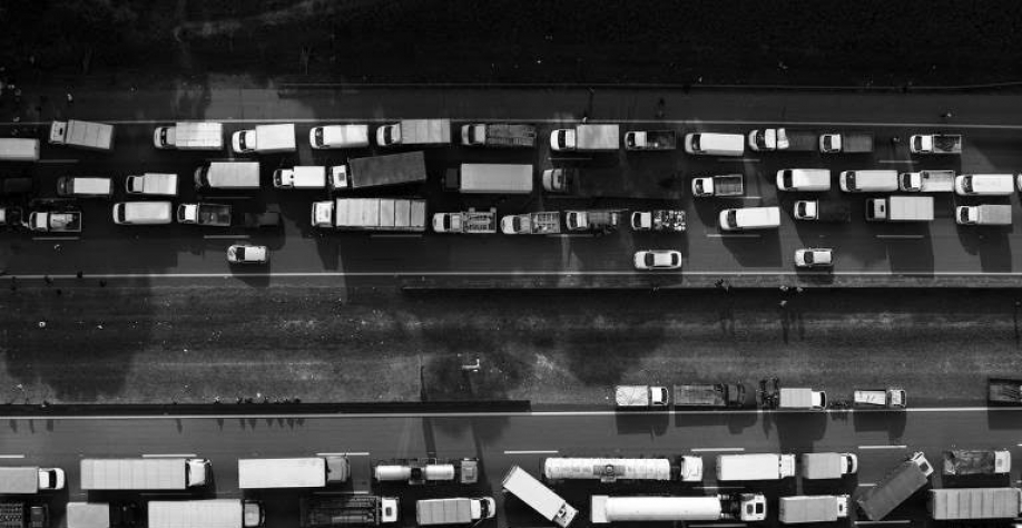  Caminhoneiros bloqueiam o rodoanel Mário Covas no trecho entre as rodovias Anchieta e dos Imigrantes