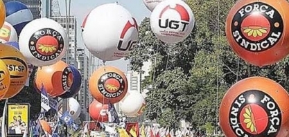 Centrais sindicais apertam os cintos
