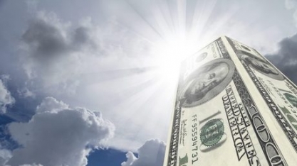 Dólar salta e vai a R$3,81, maior nível em mais de dois anos