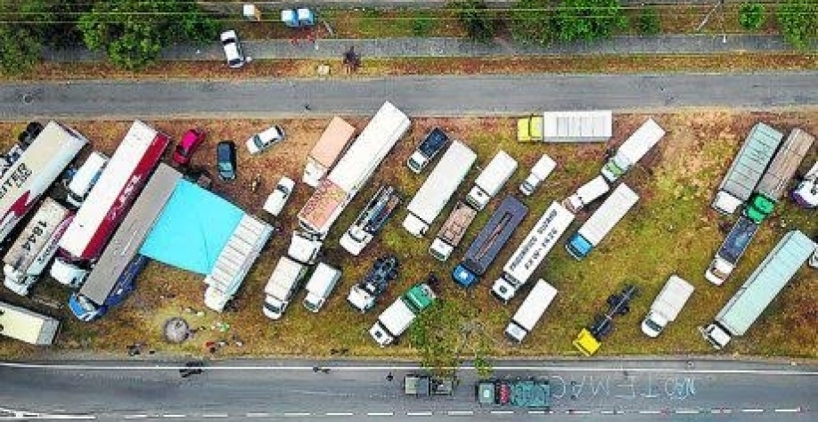 Quais as consequências da greve dos caminhoneiros para a economia real?