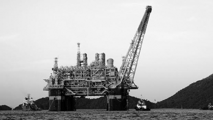 EUA:Preço do petróleo atinge máxima de 3 anos e meio por receios sobre Irã 