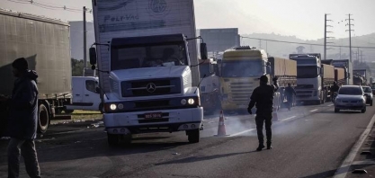 Recessão fez despencar número de viagens de caminhão