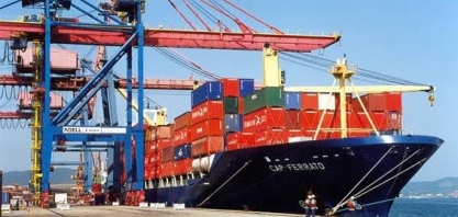 Exportações têm queda de 37% por dia na greve