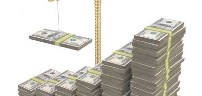 Dólar salta mais de 2% e volta a se aproximar de R$3,90 com cena externa