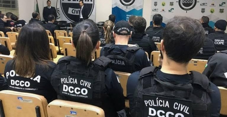  Operação da polícia civil prendeu oito pessoas relacionadas às distribuidoras de combustíveis BR Distribuidora, Raízen e Ipiranga, em Curitiba em julho