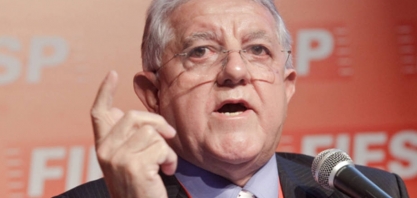 Produção de açúcar no Centro-Sul desaba com mix alcooleiro