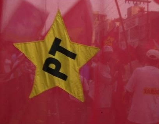 Campanha de Bolsonaro prega voto útil para tentar ganhar no 1º turno