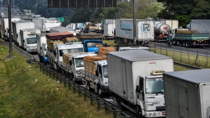 Exportadores avaliam parar por alta do frete; custo sobe US$5 bi/ano 