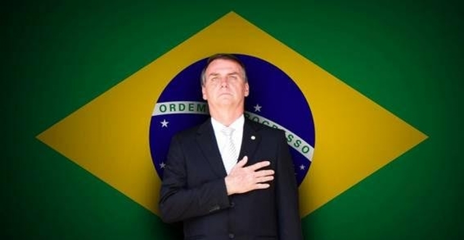 Bolsonaro lidera corrida presidencial com 24% após sofrer atentado
