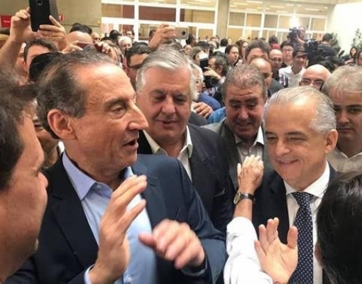 Skaf e Márcio França em visita com aliados ao Sesi de Suzano, na grande São Paulo