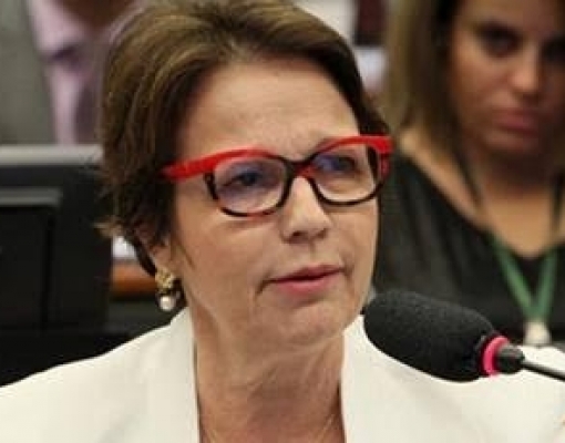 Bolsonaro pede que Frente da Agropecuária indique nomes para Agricultura