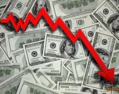 Otimismo com eleição:Dólar termina no menor nível em quase 5 meses,a R$3,68 