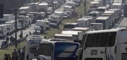 Entidades da indústria e do agronegócio repudiam tabela de fretes