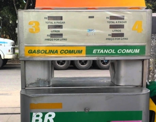 ANP questiona distribuidoras sobre repasse de cortes da gasolina