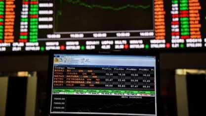 Bovespa sobe e fecha acima de 89 mil pontos pela primeira vez