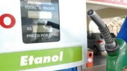 Etanol sobe em 14 Estados, mas preço médio recua 0,27% no País 
