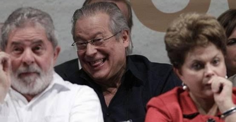 Justiça abre ação contra Lula e Dilma por 'quadrilhão'