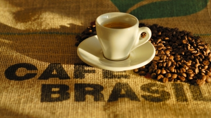 Exportação de café do Brasil atinge recorde em novembro