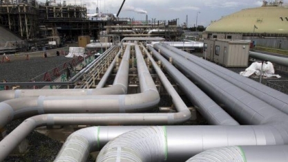 Setor de GNL vê petróleo e energias renováveis como obstáculos