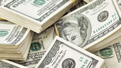 Dólar fecha em queda a R$3,7155 com esperança de acordo entre EUA e China 