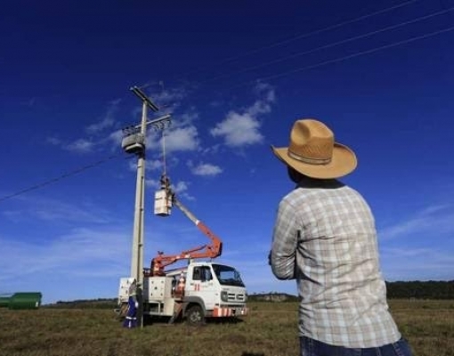 Energia: Governo acerta fim de subsídio, mas mantém acúmulo de benefícios