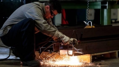 40% da indústria fechou o ano passado em crise