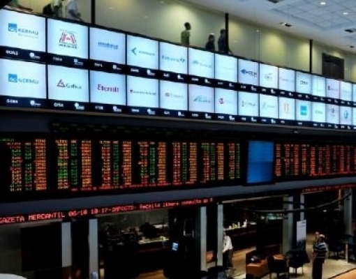 Ibovespa cai 3,7% e fecha abaixo de 95 mil pts com realização de lucros