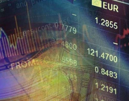 Ibovespa fecha em leve queda com exterior e Vale 