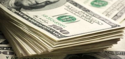 Dólar sobe ante real aguardando Previdência e com cautela no exterior