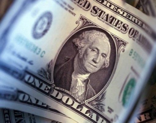 Dólar sobe de olho em articulações para reforma da Previdência 