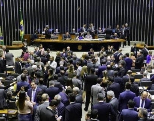 Líderes anunciam posição contra mudanças em aposentadoria rural e BPC
