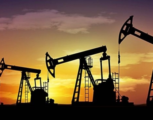 Petróleo sobe 27%, para US$ 68, na maior alta trimestral em dez anos 