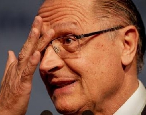 Justiça manda bloquear bens de Alckmin em ação sobre repasses da Odebrecht