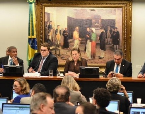 Votação da reforma da Previdência na CCJ fica para a próxima semana